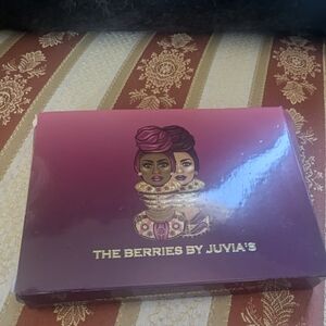 The Berries Eyeshadow Palette - Pink and Purple